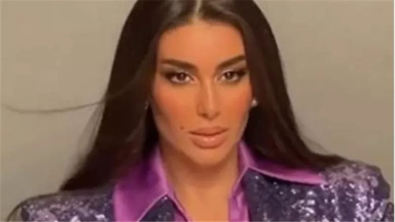ببدلة لامعة.. ياسمين صبري تشوق متابعيها بجلسة تصوير جديدة