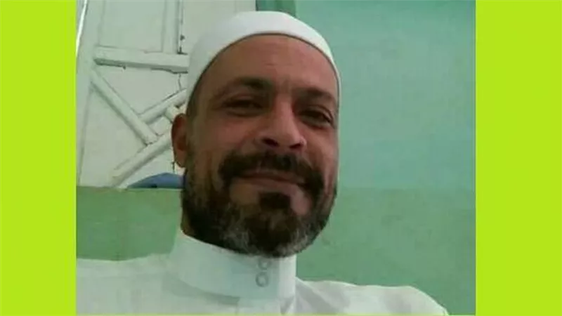 لقطات مروعة.. لحظة مقتل إمام وخطيب بالدقهلية على يد نجل خالته | فيديو