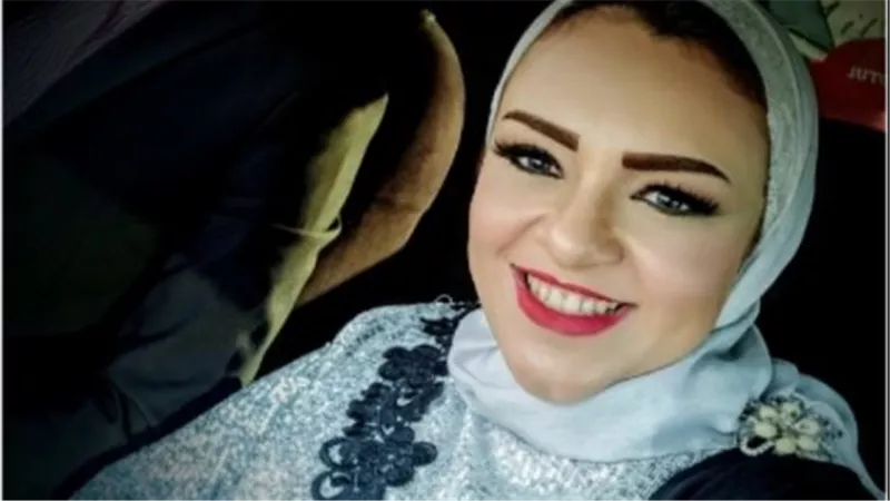 سارة تستغيث من زوجها: فطرني في نهار رمضان وعايز يقتلني.. طلقوني منه