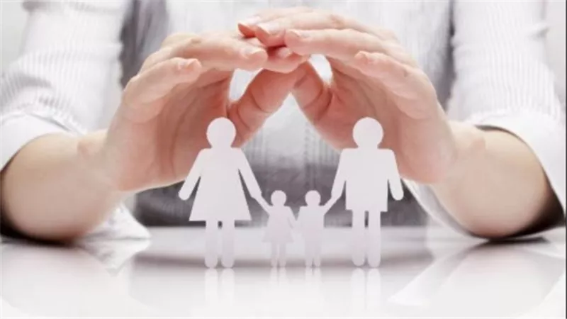 هل يجوز للرجل الاشتراط على المرأة عدم الإنجاب أو الحرمان من الإرث قبل زواجها؟