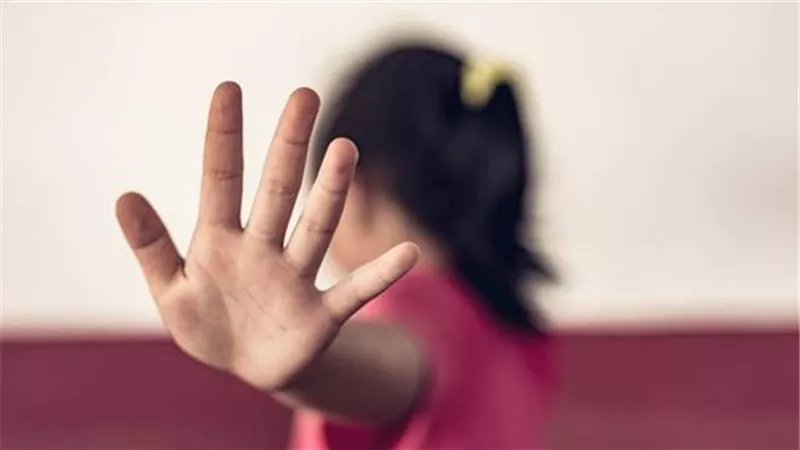 تفاصيل مثيرة.. الأب الجاحد قتل ابنته بمساعدة زوجته الثانية والسبب صادم