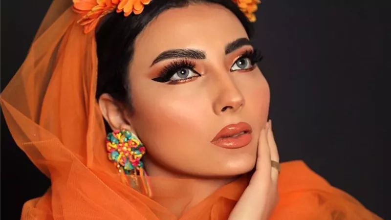 اعرفي موضة فساتين سهرة للمحجبات 2021 من البلوجر 