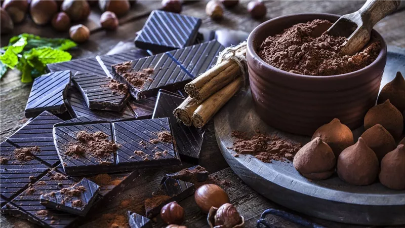 تنسف الدهون.. فوائد سحرية للشوكولاته الداكنة لن تتخيلها