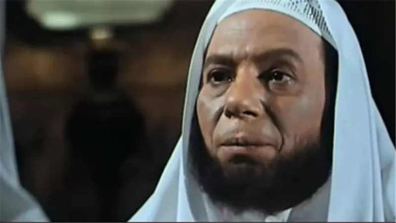 بعد 28 عامًا على عرضه.. قصة سيارة شيرين التي غيرت أحداث فيلم الإرهابي |صور