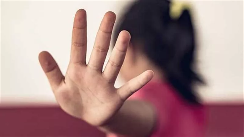 من ذوات الاحتياجات الخاصة.. تفاصيل مثيرة في تعدي عامل خردة جنسيا على شقيقتين بالدقهلية