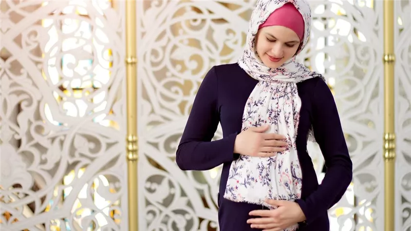 الإفتاء تحسم الجدل..هل يجوز للمرأة الحامل والمريض الإفطار بيوم عرفة؟