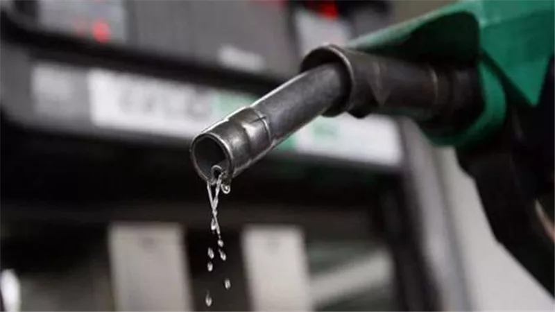  بيان عاجل من الحكومة بشأن انتشار بنزين مغشوش بمحطات الوقود 