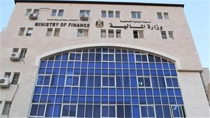 وضع اقتصادي كارثي في غزة والسلطة في رام الله تكثف جهودها للمساعدة