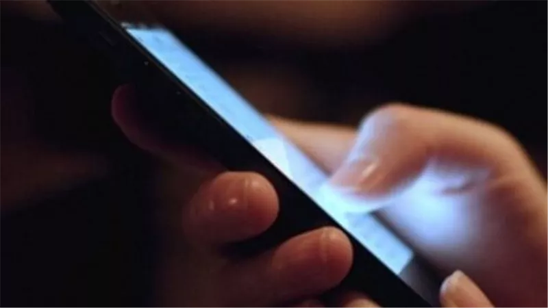  مدخل لتدمير العلاقات.. أزهري يحذر من الشك بسبب عبارة «متصل الآن»| شاهد 