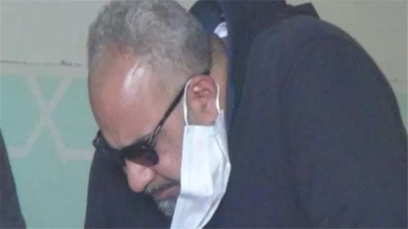 فقد الوعى.. تفاصيل مرض بيومى فؤاد فى الإمارات