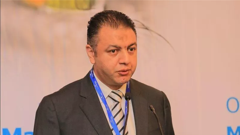 استشاري جراحة عيون: المياه البيضاء تحدث نتيجة تغيرات بسبب كبر السن أو المشاكل الوراثية وعدوى الأم الحامل ومرض السكر