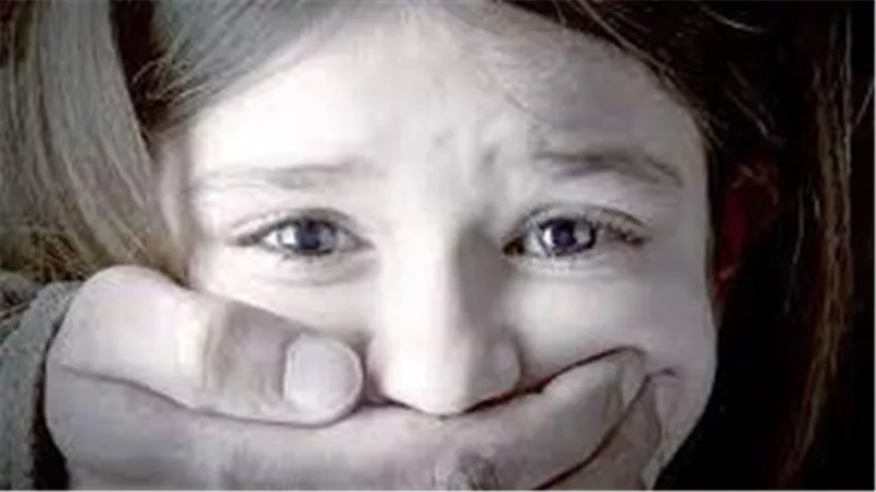 تحرش بـ 14 طفلا وطفلة..تفاصيل صادمة عن فضيحة السائق المسن بالمنصورة