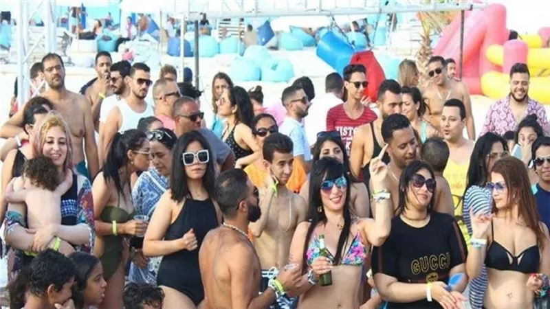 الرجالة والتليفونات ممنوعة واهلا بالسيدات فقط.. مكان حفل حمو بيكا المثير للجدل 