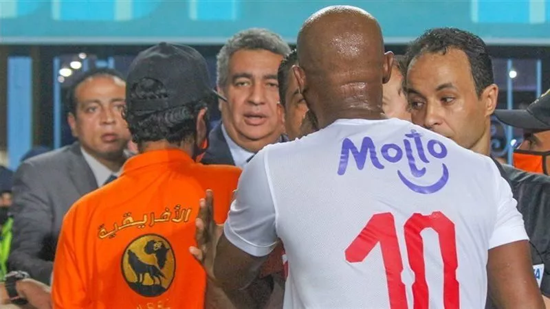 عقوبة صادمة.. تطورات في أزمة محمود شيكابالا وأحمد مجاهد بعد ايقاف اللاعب 