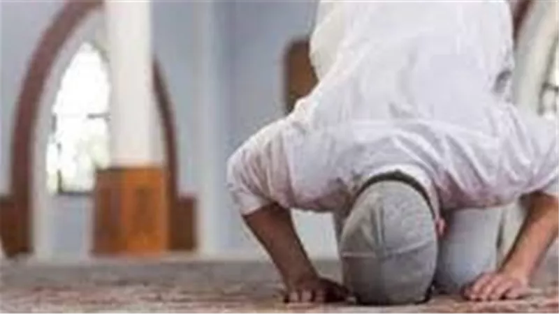 ابتعد عنها.. أماكن لا يجوز الصلاة فيها 