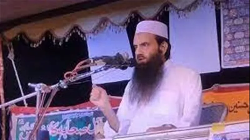 لفظ أنفاسه الأخيرة..لحظة وفاة داعية أثناء إلقائه محاضرة | شاهد 
