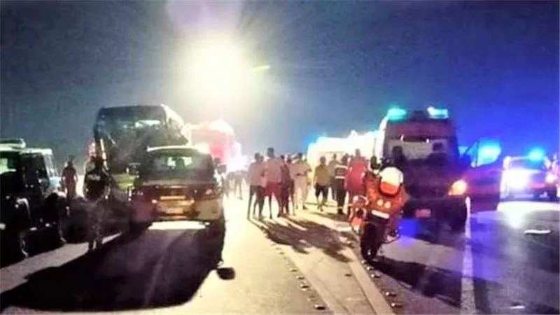 خرجوا للتنزه فعادوا في الأكفان.. تفاصيل صادمة في حادث أتوبيس السويس 