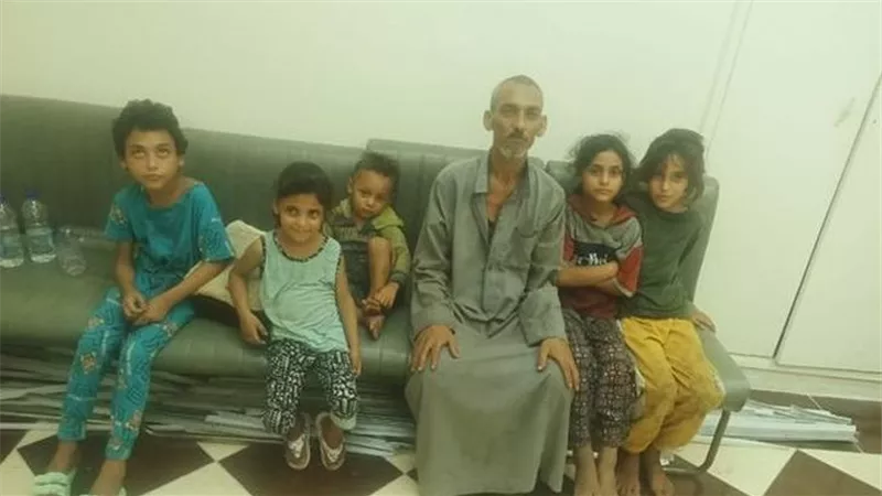 قيدهن بالجنازير والسلاسل.. تفاصيل صادمة في تعذيب أبكم لبناته الثلاث بالإسماعيلية 