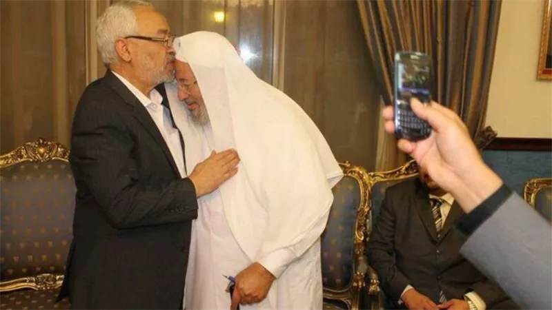 اتحاد الشر والعنف.. التونسيون يرفضون وجود كيان القرضاوي في أراضيهم