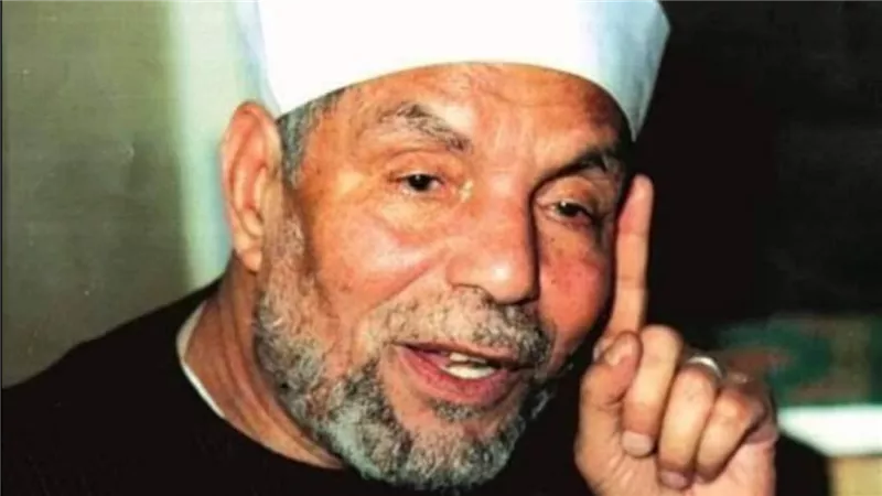 الشيخ الشعراوي يوضح.. فعل عجيب يحدث عندما تصلي على النبي| شاهد 