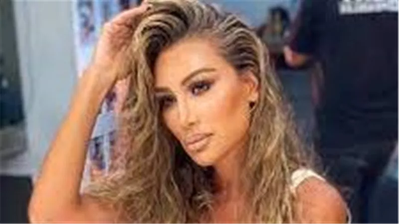 غريبة.. مايا دياب تثير الجدل بإطلالة كاو بوي | شاهد