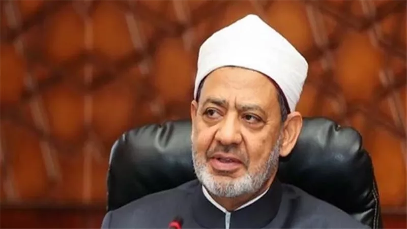 بعد سفره لألمانيا..شقيق شيخ الأزهر يكشف حقيقة مرض الإمام أحمد الطيب
