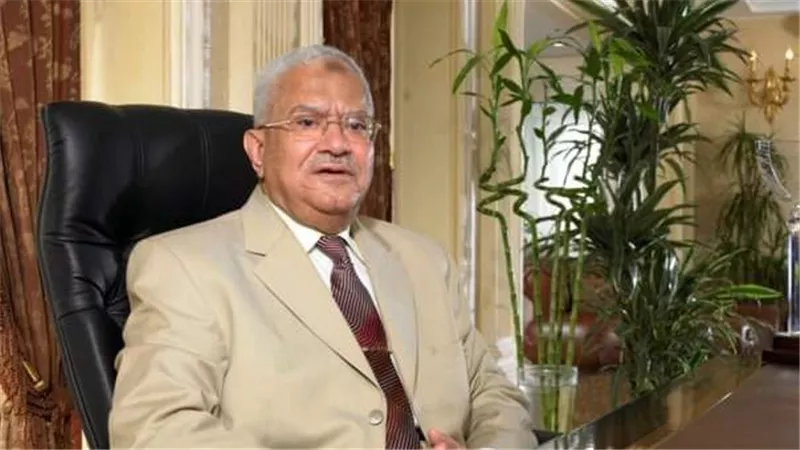 الاقتصادي أشرف غراب ينعي المهندس محمود العربي أحد أهم رجال الصناعة في مصر