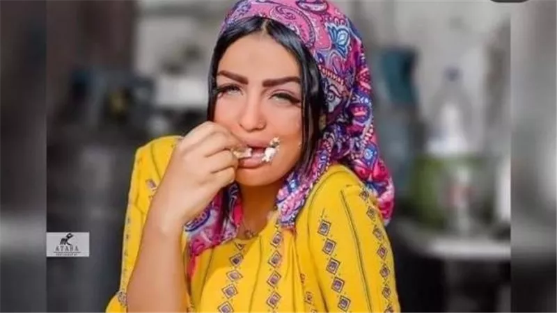 كنت عايز أطلعها فلاحة..جلسة تصوير بالجبنة القريش تثير الجدل | شاهد
