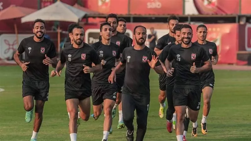 مفاجأة..لاعب بيراميدز ينتقل إلى الأهلي مجانا