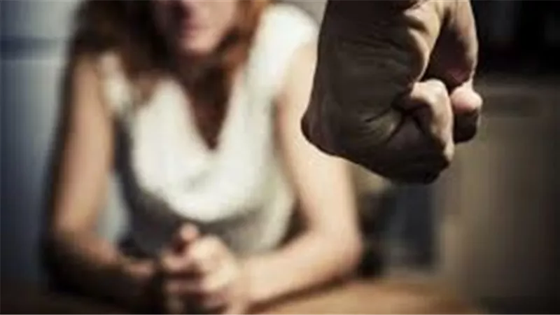 خانته مع آخرين..تفاصيل مثيرة في دعوى نشوز زوجة