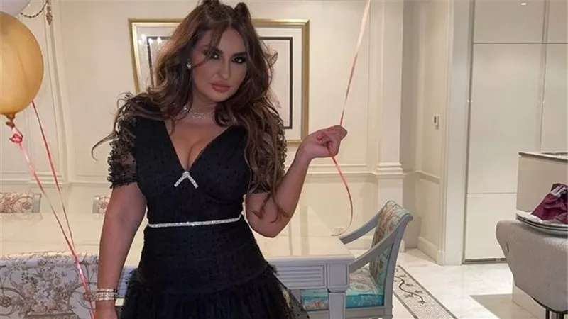الفستان كان حلو بدون بطانة.. شذى حسونة تعتذر عن إطلالتها في مهرجان الجونة | فيديو 