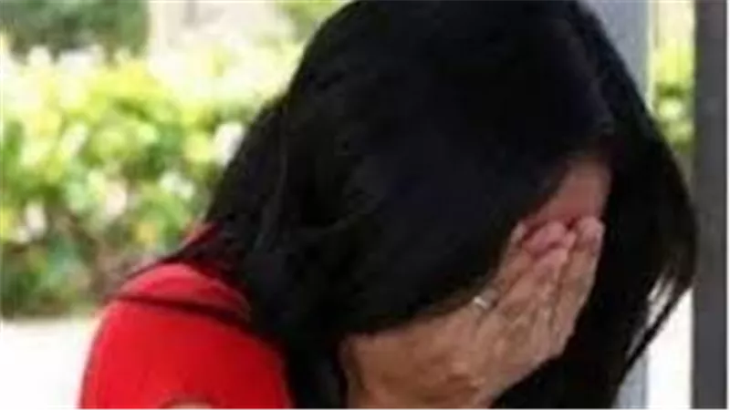 ضُبط في وضع مخل مع زميلته.. قرار جديد من المحكمة بشأن فصل طالب بجامعة حلوان