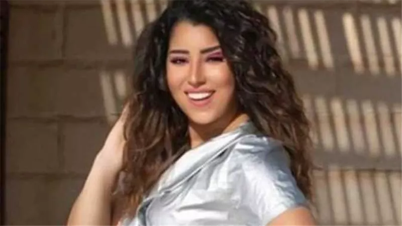 لحظات من الرعب..أول رد من أيتن عامر بعد اقتحام منزلها
