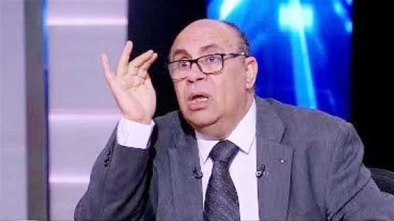 أنت ملعون.. هجوم ناري من مبروك عطية على المحلل الشرعي