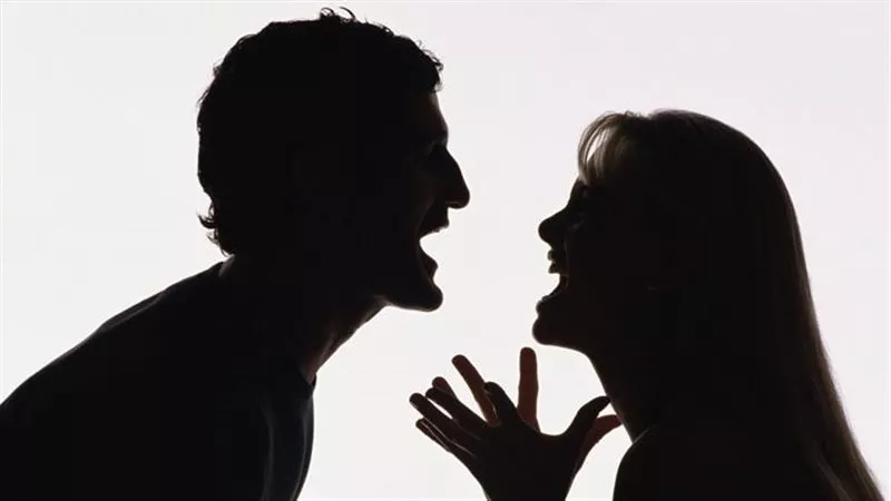 الزنزانة أرحم من مراتى..رجل يخضع للإقامة الجبرية فى منزله يطلب سجنه 