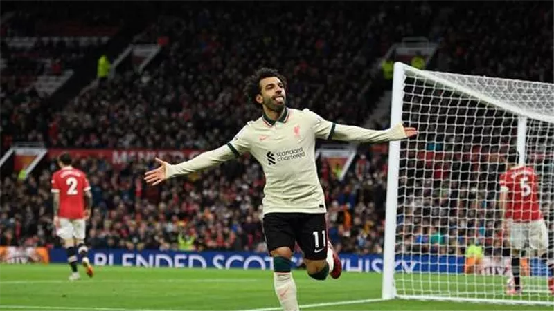 حذره من ريال مدريد..كلوب ينصح محمد صلاح بالانتقال لهذا الفريق 