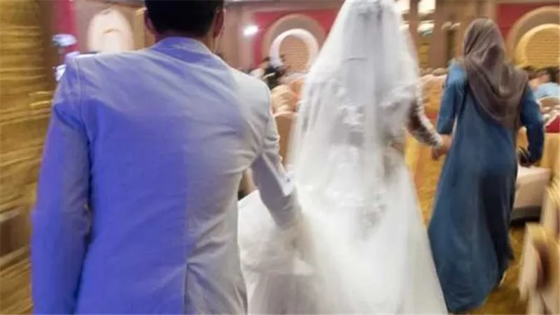 لجنة الفتوى تكشف..حكم من طلق زوجته قبل الدخول بها