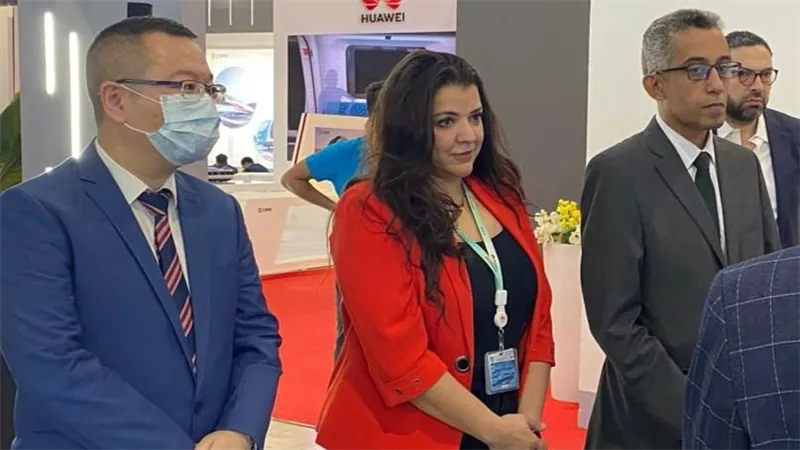 في إطار جهود تطوير منظومة النقل..زياد عبد التواب يزور جناح هواوي في معرض TransMEA لتفقد أحدث حلول الشركة لتطوير قطاع النقل واللوجستيات