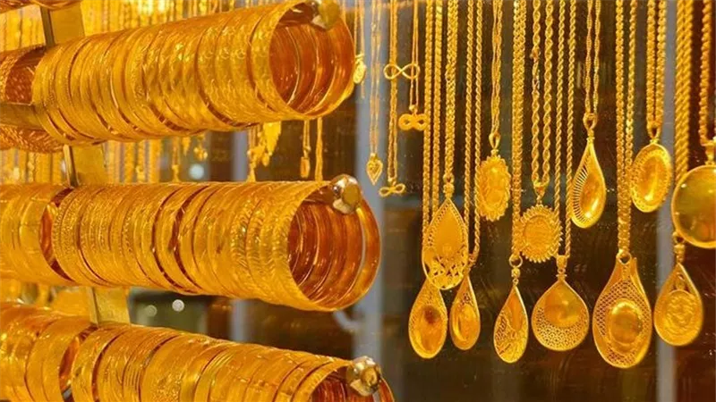جنون المعدن الأصفر..أسعار الذهب اليوم الجمعة 12-11-2021