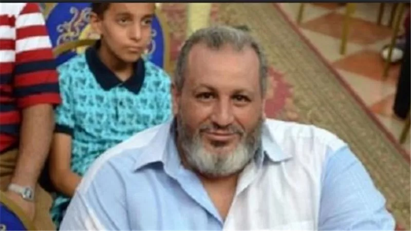 سامحوني واستروا عيوبي.. مدرس فيزياء تنبأ بوفاته وترك وصية لطلابه