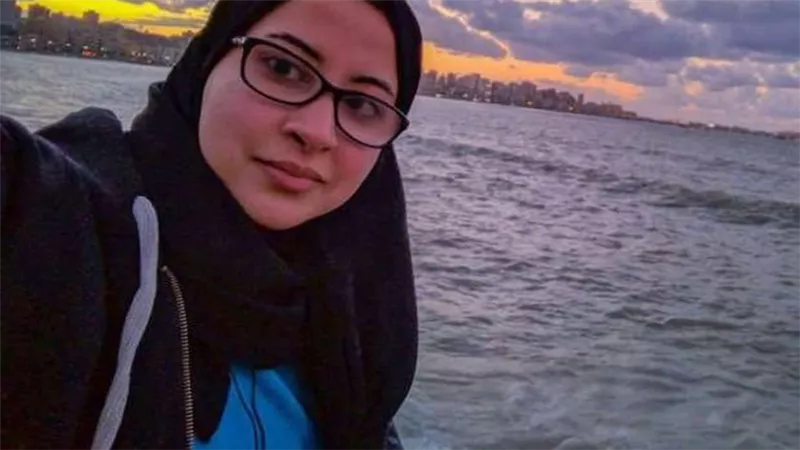 قلبها اتكسر.. وفاة مفاجئة لطالبة في طب الزقازيق بعد امتحان شفوي | شاهد