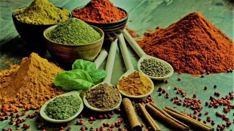 قد تؤدي إلى وفاتك..إدارة الغذاء والدواء تحذر: تخلص من هذه التوابل فورا