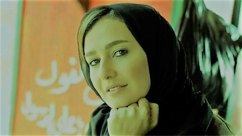 «نسخة منها».. ظهور لنادر لـ مايا شقيقة حلا شيحة | فيديو