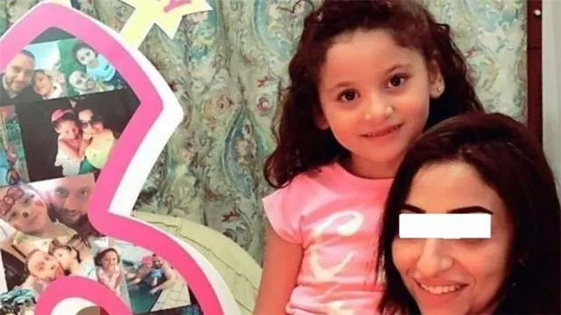  فشلت في تجربتي زواج فقتلت طفلتها بالسم..تفاصيل الحكم بالسجن 28 عاما لصيدلانية 
