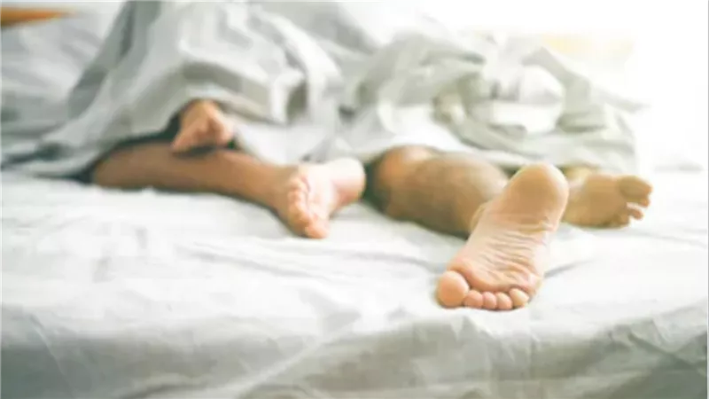 رفض نصيحة العروس.. انتحار شاب في ليلة دخلته بعد فشله في إقامة علاقة حميمة مع زوجته