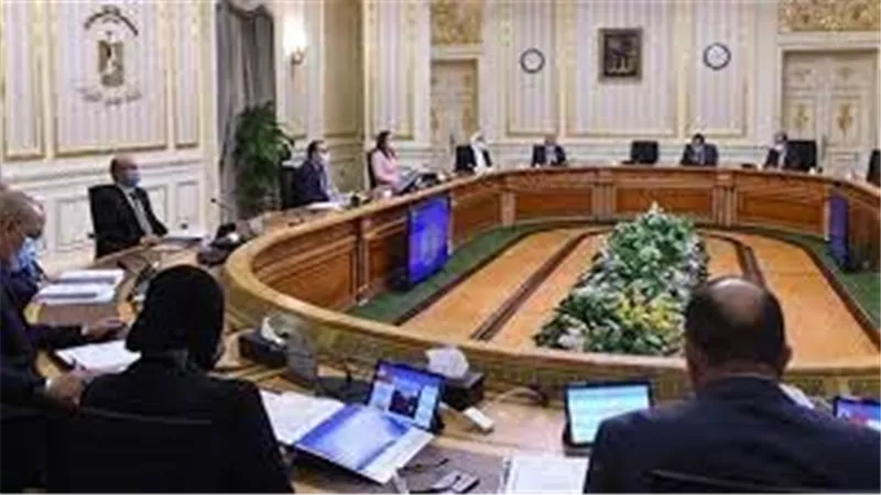 الحرمان من خدمات التموين والمياه والكهرباء.. 6 قرارات حكومية يبدأ تطبيقها غدا