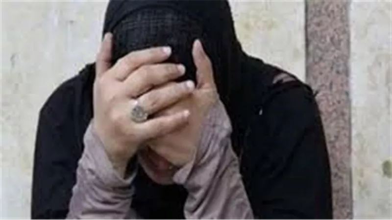 تلقيت 5 طعنات بدلًا عن أطفالي.. أقوال صادمة للزوجة الناجية من القتل على يد زوجها