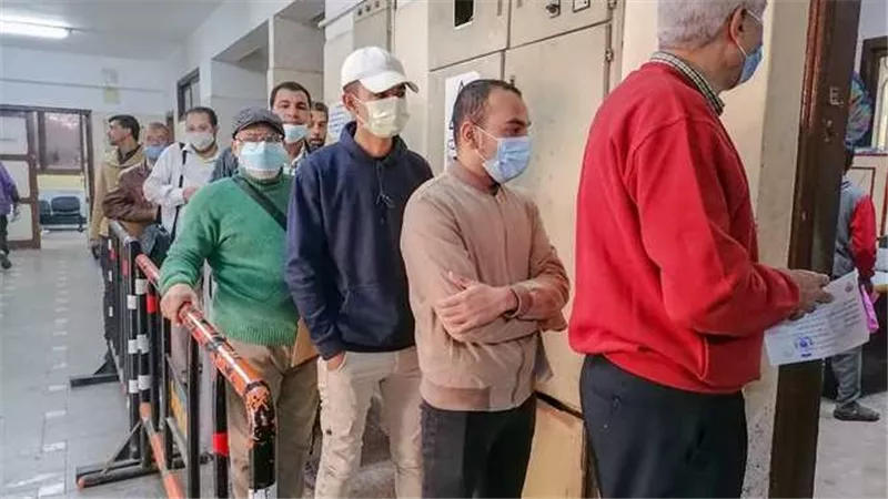 بعد قرار الحكومة..ما هي الفئات التي ستحصل على الجرعة الثالثة من لقاح كورونا؟