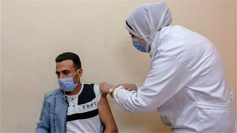 رقم مفاجيء جديد.. الصحة تعلن إصابات ووفيات كورونا اليوم
