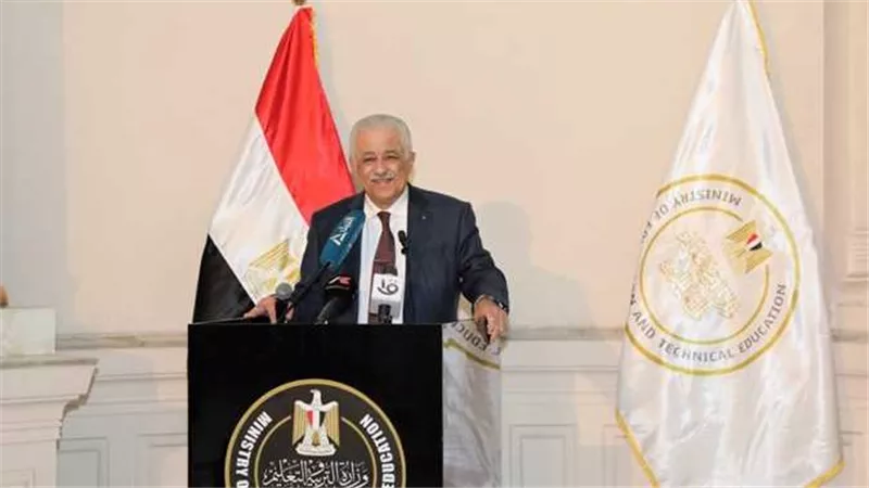 بشكل نهائي..رسالة عاجلة من وزير التعليم بشأن تشعيب طلاب الثانوية العامة